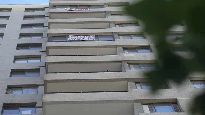 La huella venezolana en el mercado inmobiliario: Concentran 1 de cada 5 arriendos en la RM y casi 50% en tres comunas