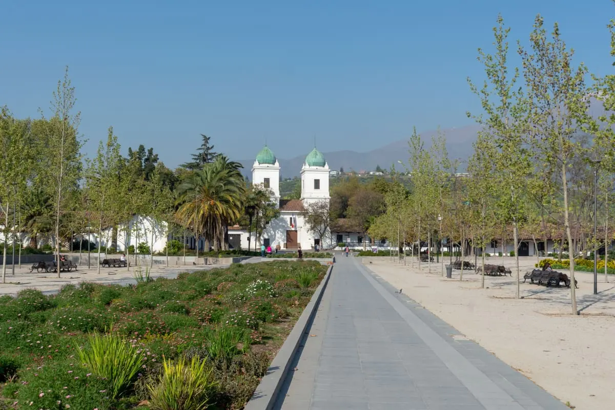 Revelan los 16 barrios de Santiago Oriente que aún conservan bajas alturas